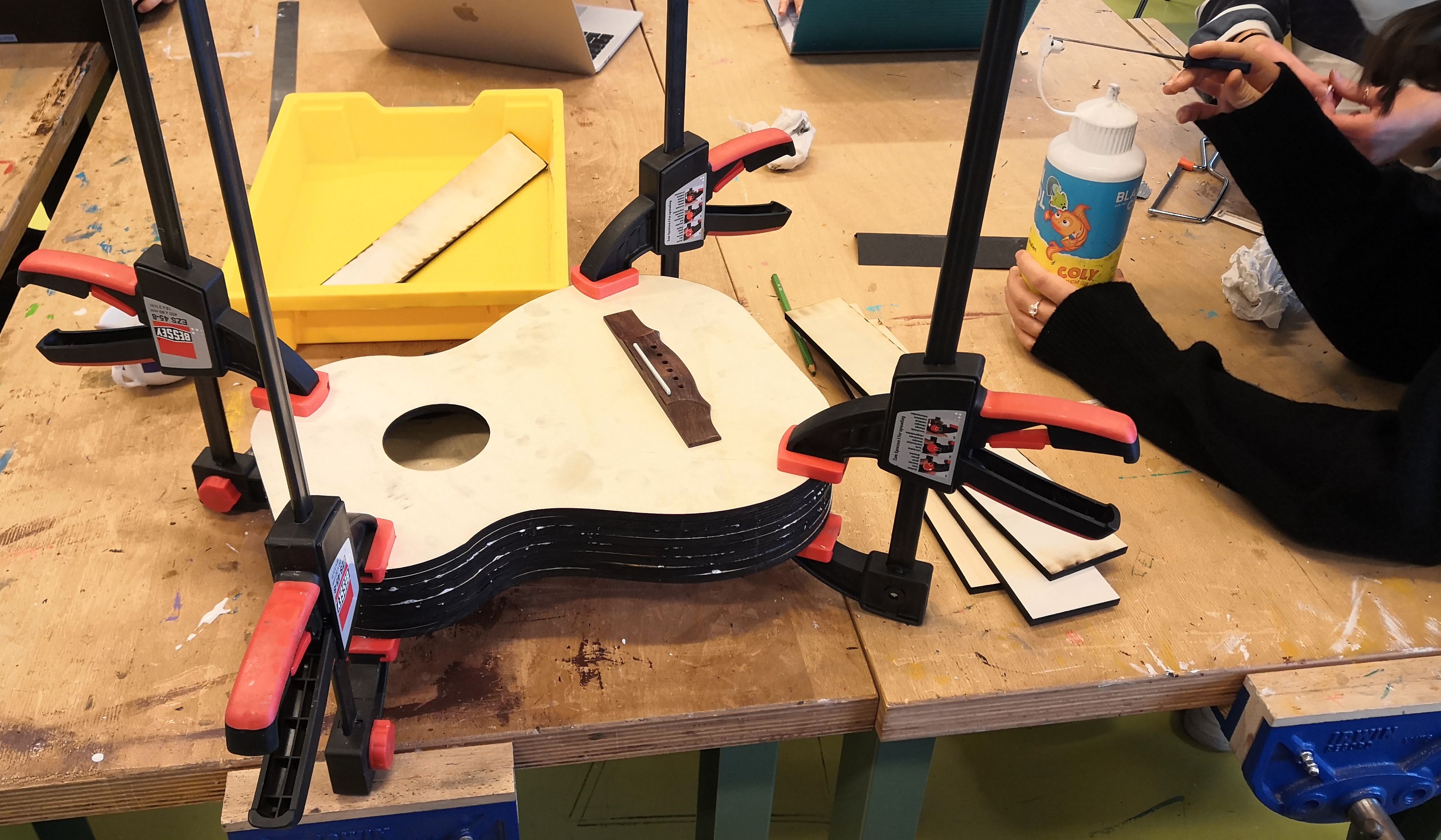 Guitare acoustique